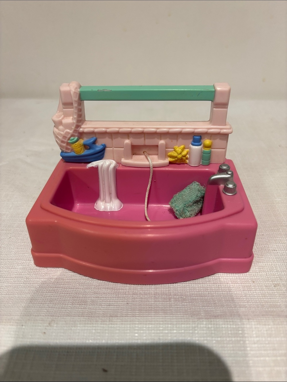 1999 Fisher Price Loving Family Pink Bathtub